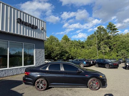 Used 2019 Volkswagen Jetta GLI FWD image 7