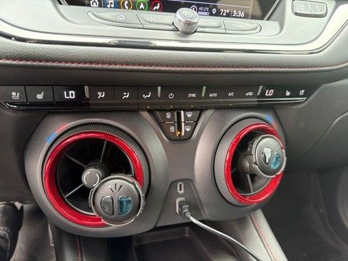 Used 2021 Chevrolet Blazer RS w/ Enhanced Convenience Package AWD/4WD image 16