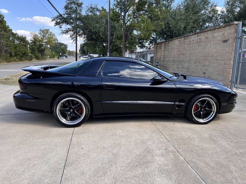 Used 2001 Pontiac Firebird Formula w/ Protection Group image 18