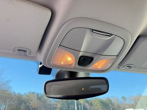 Used 2021 Jeep Cherokee Latitude image 25