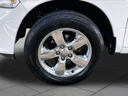 Used 2019 RAM 1500 Express w/ Express Value Package RWD image 11