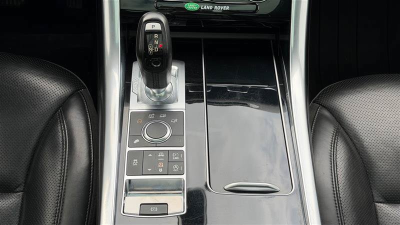 Used 2017 Land Rover Range Rover Sport HSE AWD/4WD image 29