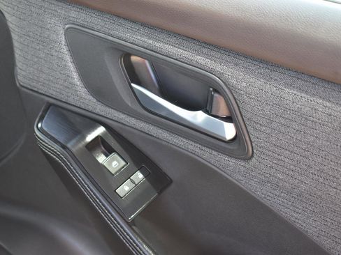 Used 2021 Nissan Rogue SV FWD image 63