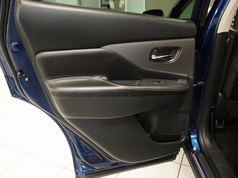 Used 2020 Nissan Murano SL w/ Moonroof Package image 25