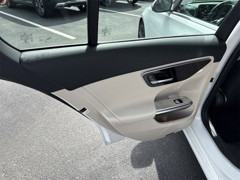 Certified 2022 Mercedes-Benz C 300 4MATIC Sedan image 35