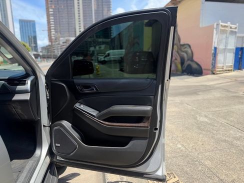 Used 2020 Chevrolet Tahoe LT RWD image 8