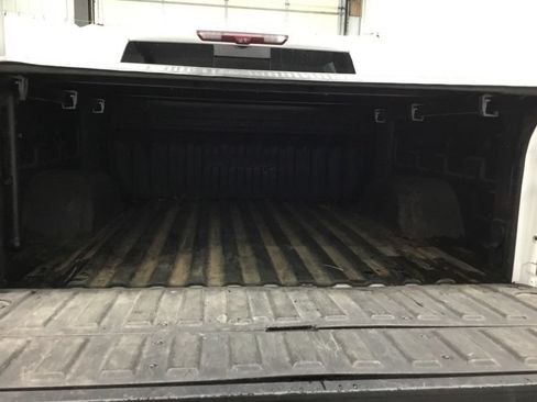 Used 2021 GMC Sierra 1500 AT4 w/ AT4 Premium Package AWD/4WD image 18