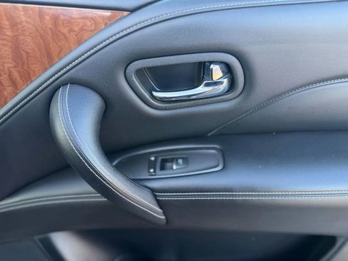 Used 2019 INFINITI QX80 Luxe w/ Proassist Package image 24