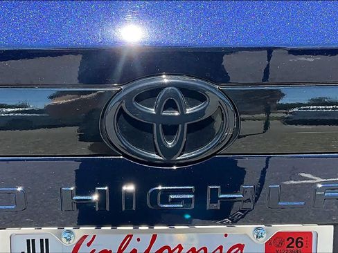 Used 2025 Toyota Grand Highlander AWD Hybrid image 30