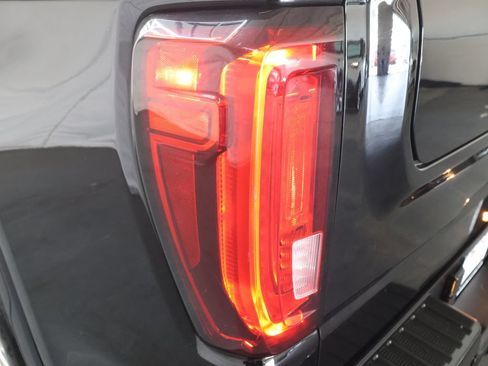 Used 2021 GMC Sierra 1500 Denali w/ Denali Ultimate Package AWD/4WD image 30
