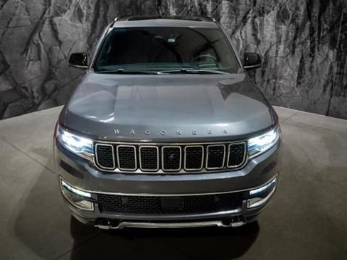 Used 2024 Jeep Wagoneer Series III w/ Premium Group I image 16