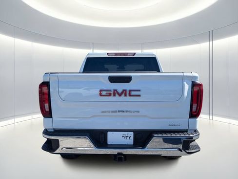 Used 2025 GMC Sierra 1500 SLT AWD/4WD image 5