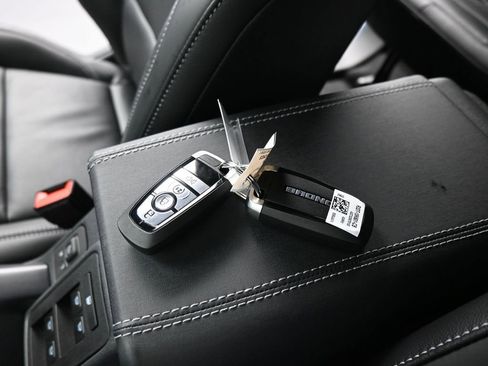 New 2025 Ford Bronco Outer Banks image 19