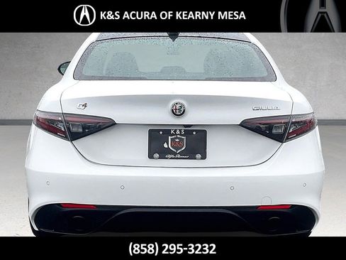 New 2025 Alfa Romeo Giulia AWD w/ Driving Assist Package image 14