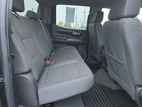 Used 2025 Chevrolet Silverado 1500 LT image 14