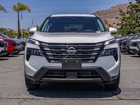 New 2026 Nissan Rogue SV FWD image 9