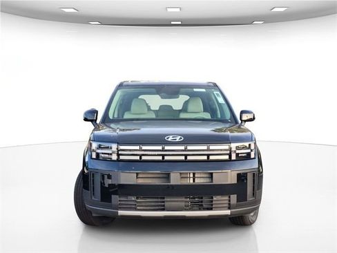 New 2026 Hyundai Santa Fe SE image 2