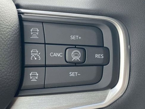 New 2026 Jeep Grand Wagoneer L Limited AWD/4WD image 53