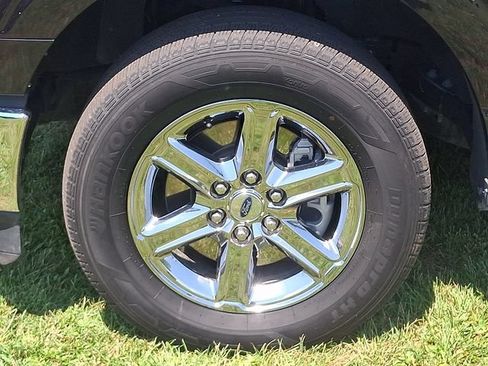 Used 2025 Ford F150 XLT w/ Equipment Group 301A Standard RWD image 8
