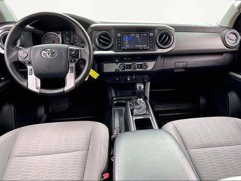 Used 2018 Toyota Tacoma SR5 image 7