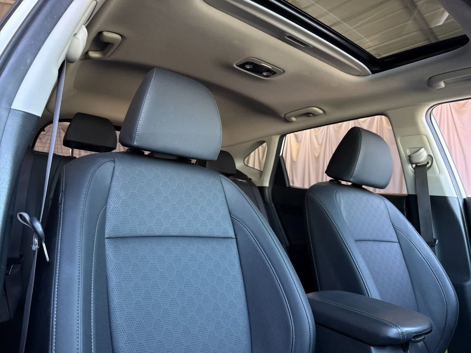 Used 2022 Kia Seltos SX w/ Sunroof Package AWD/4WD image 18