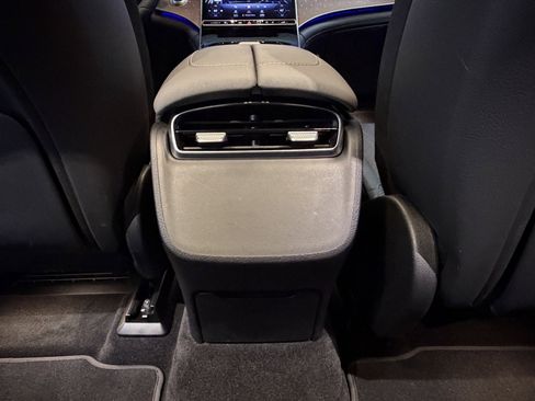 Certified 2023 Mercedes-Benz EQS 450+ SUV image 38