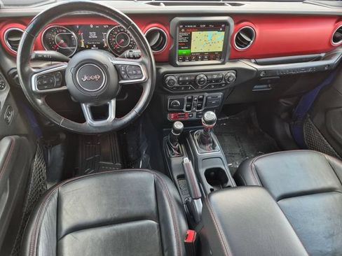 Used 2019 Jeep Wrangler Unlimited Rubicon w/ Dual Top Group AWD/4WD image 10