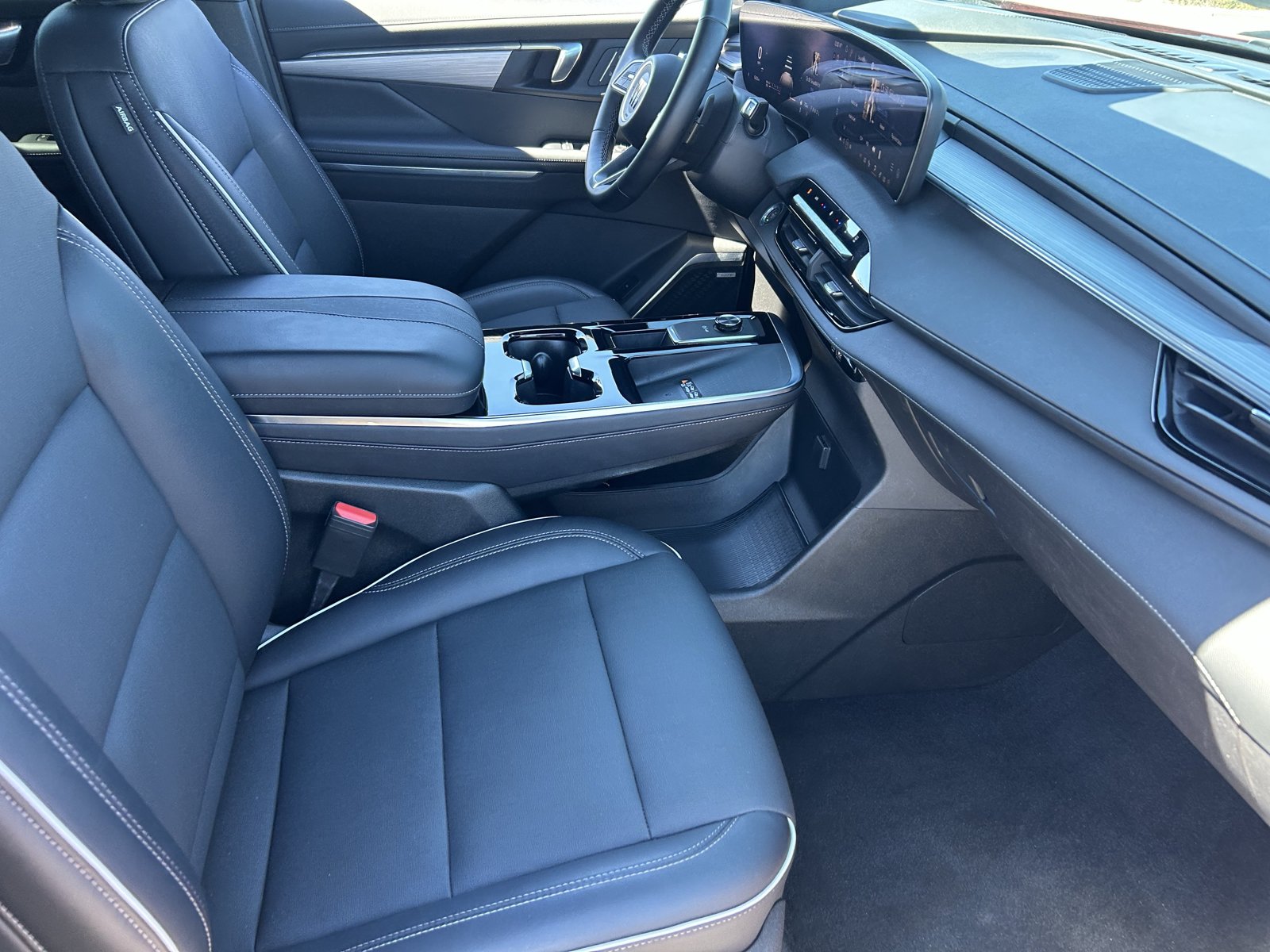 Used 2026 Buick Enclave Preferred FWD image 12