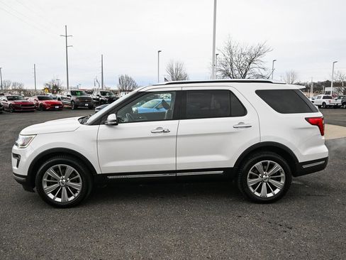 Used 2019 Ford Explorer Limited w/ Ford Safe & Smart Package image 8