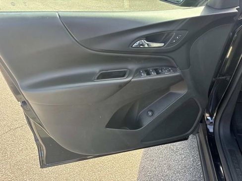 Used 2022 Chevrolet Equinox LT image 26