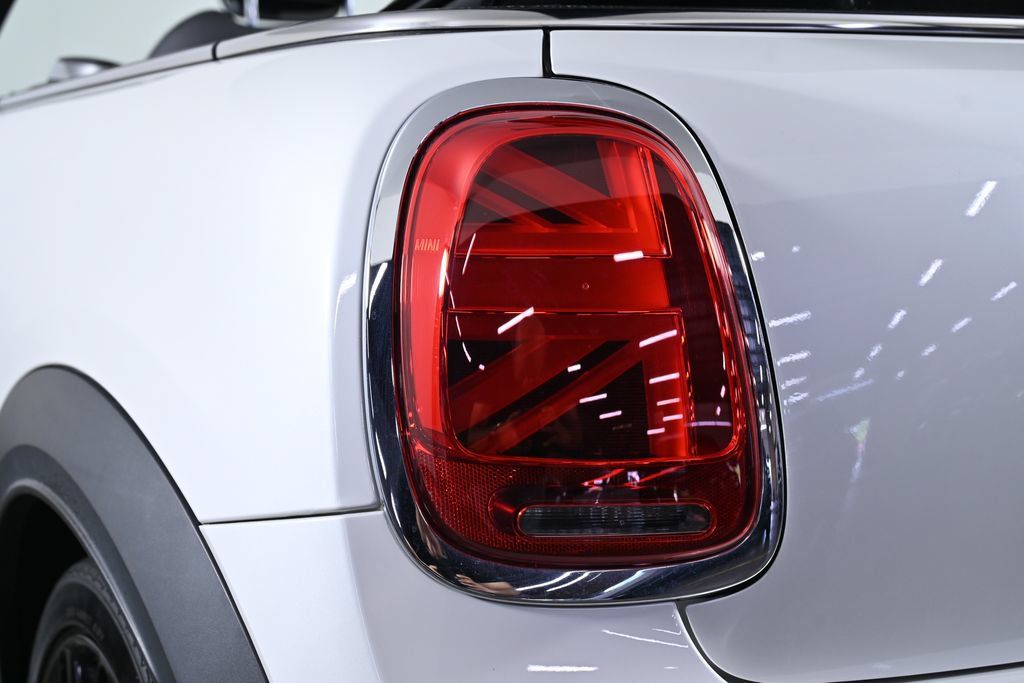 Used 2024 MINI Cooper S FWD image 12