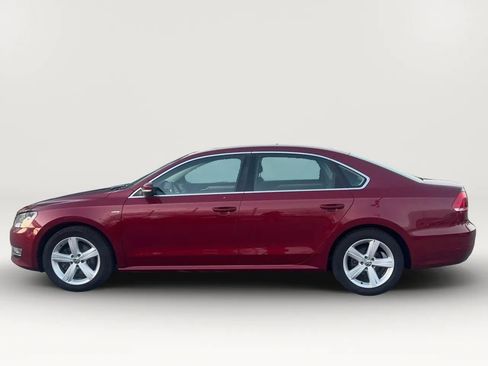 Used 2015 Volkswagen Passat 1.8T Limited Edition image 4