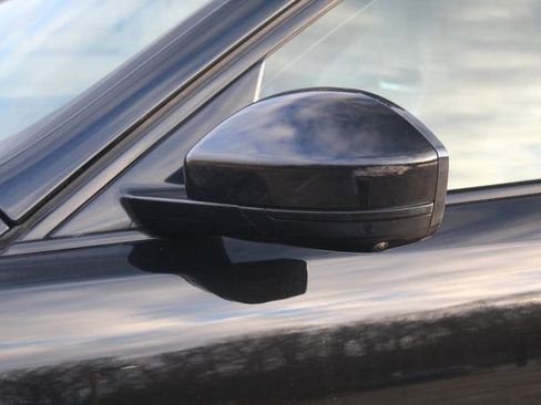 Used 2023 Jaguar F-PACE SVR image 13