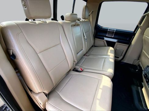 Used 2017 Ford F250 Lariat w/ Lariat Ultimate Package AWD/4WD image 17