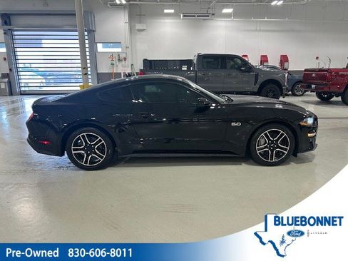 Certified 2022 Ford Mustang GT Premium RWD image 1