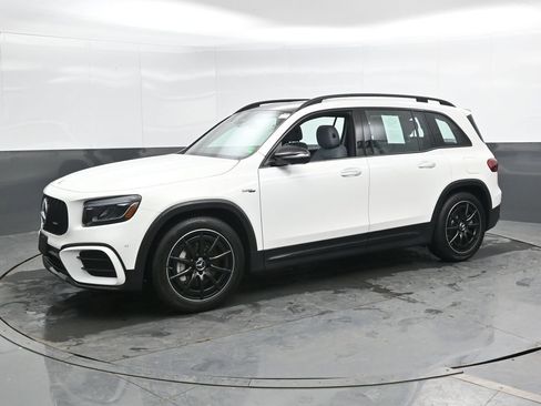 Used 2025 Mercedes-Benz GLB 35 AMG 4MATIC image 7