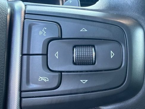 Used 2022 GMC Sierra 1500 SLT w/ SLT Convenience Package image 28