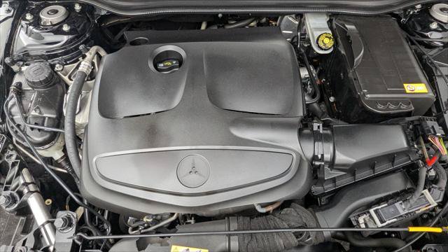 Used 2015 Mercedes-Benz GLA 250 4MATIC image 27