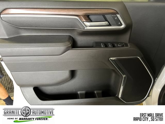 Used 2025 Chevrolet Silverado 2500 LT w/ Convenience Package AWD/4WD image 11