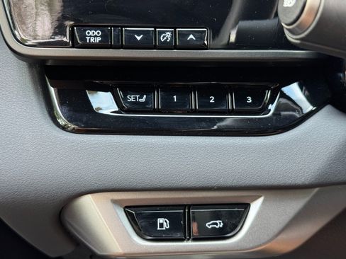 Used 2025 Lexus RX 350 Premium w/ Convenience Package FWD image 18
