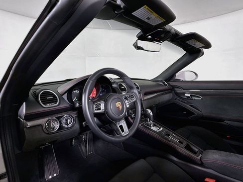 Certified 2025 Porsche 718 Boxster GTS RWD image 11