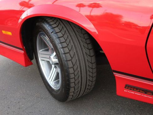 Used 1990 Chevrolet Camaro IROC-Z image 46