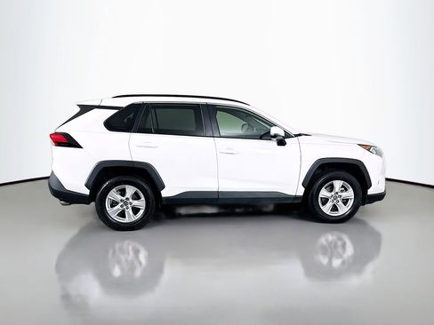 Certified 2019 Toyota RAV4 XLE image 4