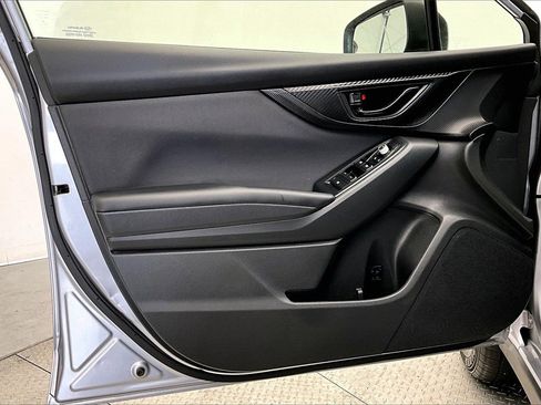 Used 2023 Subaru Crosstrek 2.0i Premium image 17