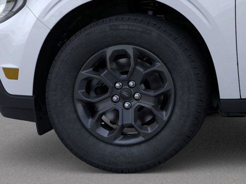 New 2025 Ford Maverick XLT image 23