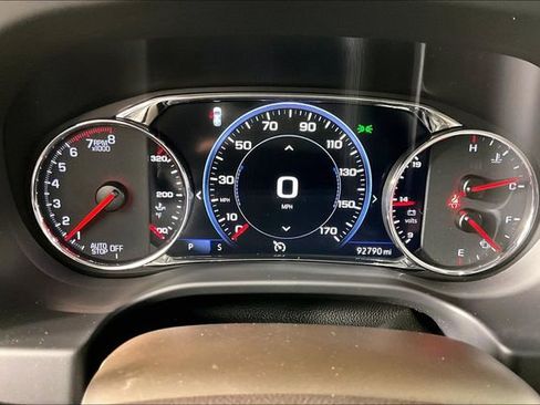 Used 2021 GMC Acadia SLT w/ Technology Package FWD image 12