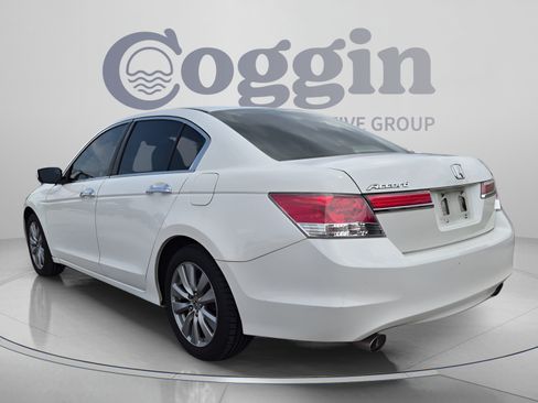 Used 2011 Honda Accord EX-L image 4