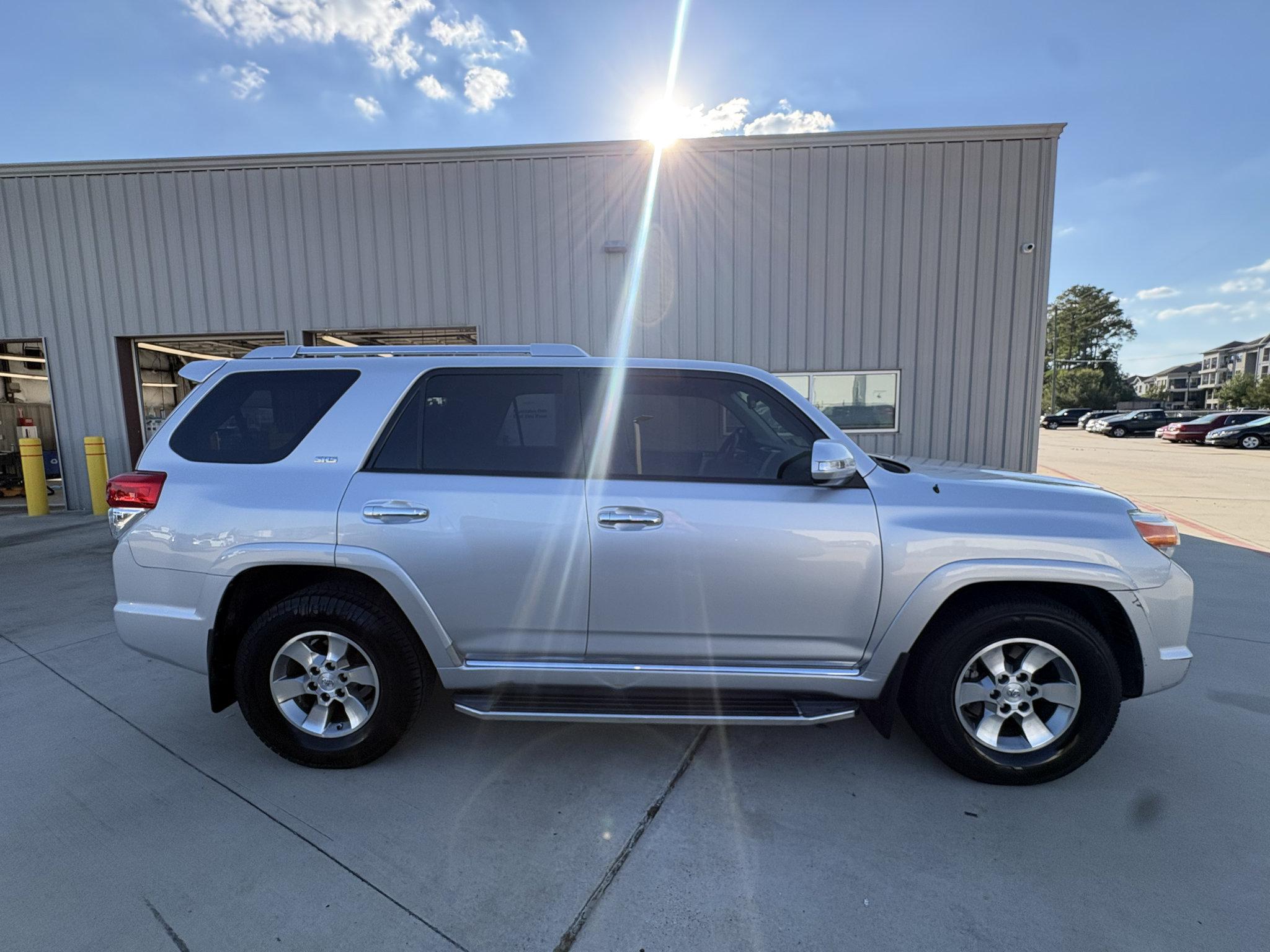 Used 2013 Toyota 4Runner SR5 RWD image 9