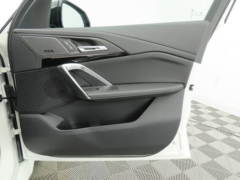 New 2026 BMW X1 xDrive28i w/ Technology Package image 24