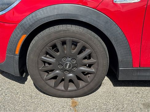 Used 2019 MINI Cooper S image 9